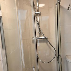 Triple Room Bathroom